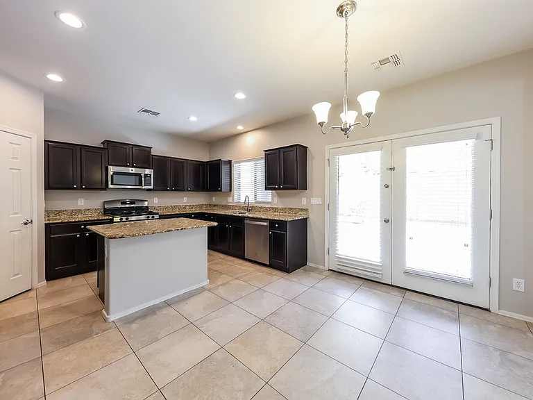 5432 W Hobby Horse Dr — Photo 6