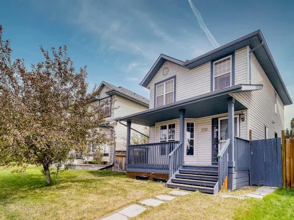 170 SW Arbour Grove Close NW, Calgary, AB T3G 4J2