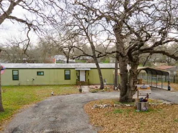 23102 Skila Dr, Elmendorf, TX 78112