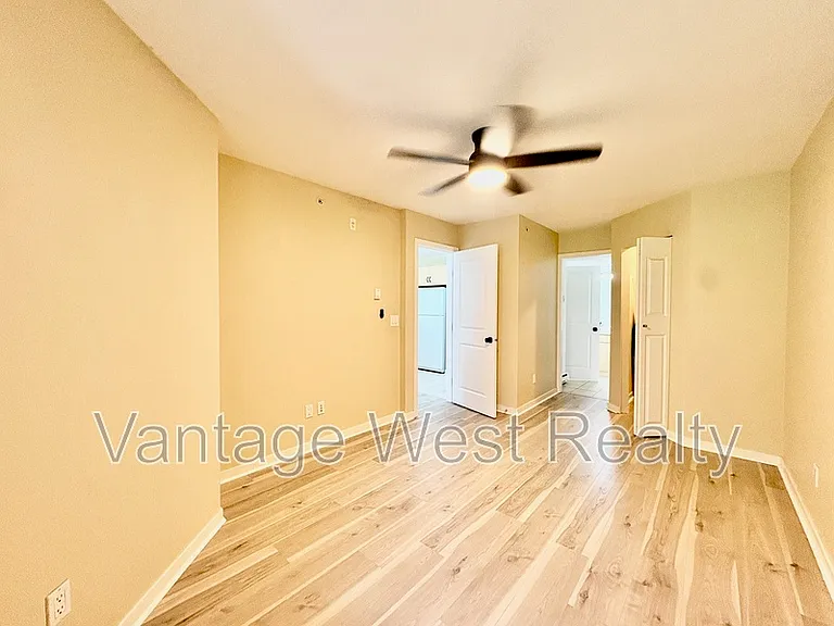 555 Yates Rd #410 — Photo 30