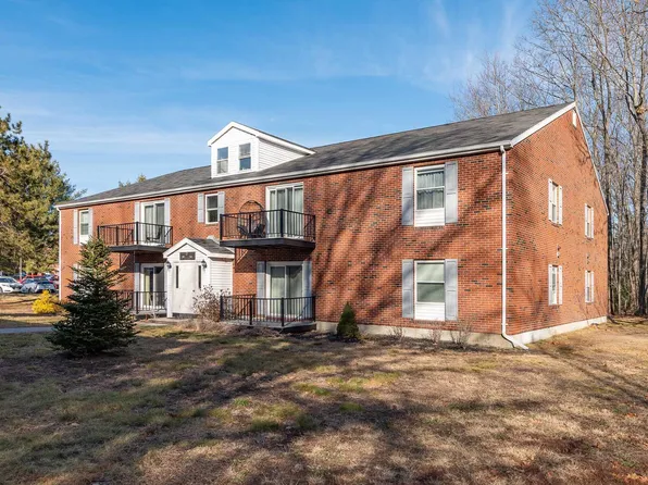 7 Academy Place #55, Saco, ME 04072