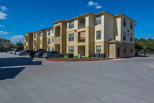 Mission Del Rio Apartment Homes Photo 1