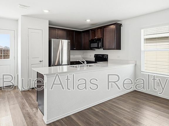 5th image of 510 Olmstead Dr