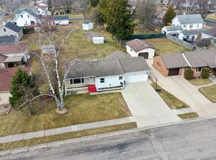 715 2nd St, Kewaunee, WI 54216