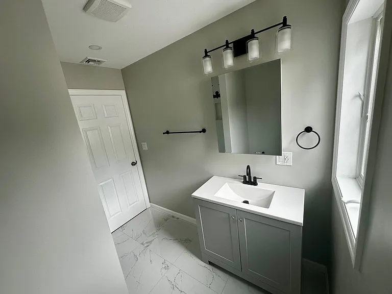 21 Batavia Pl #2 — Photo 6