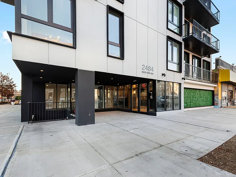 2484 Bedford Ave #2D — Photo 16