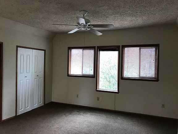 5th image of 8429 S Park Ave #B