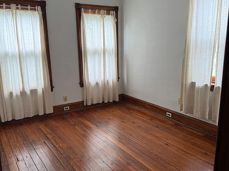 1018 Wawaset St — Photo 15