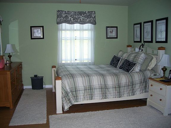 Master Bedroom 1