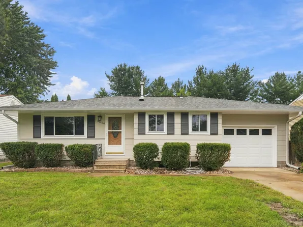 4516 51st St, Moline, IL 61265