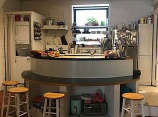 35 Canal St APT 2, New York, NY 10002