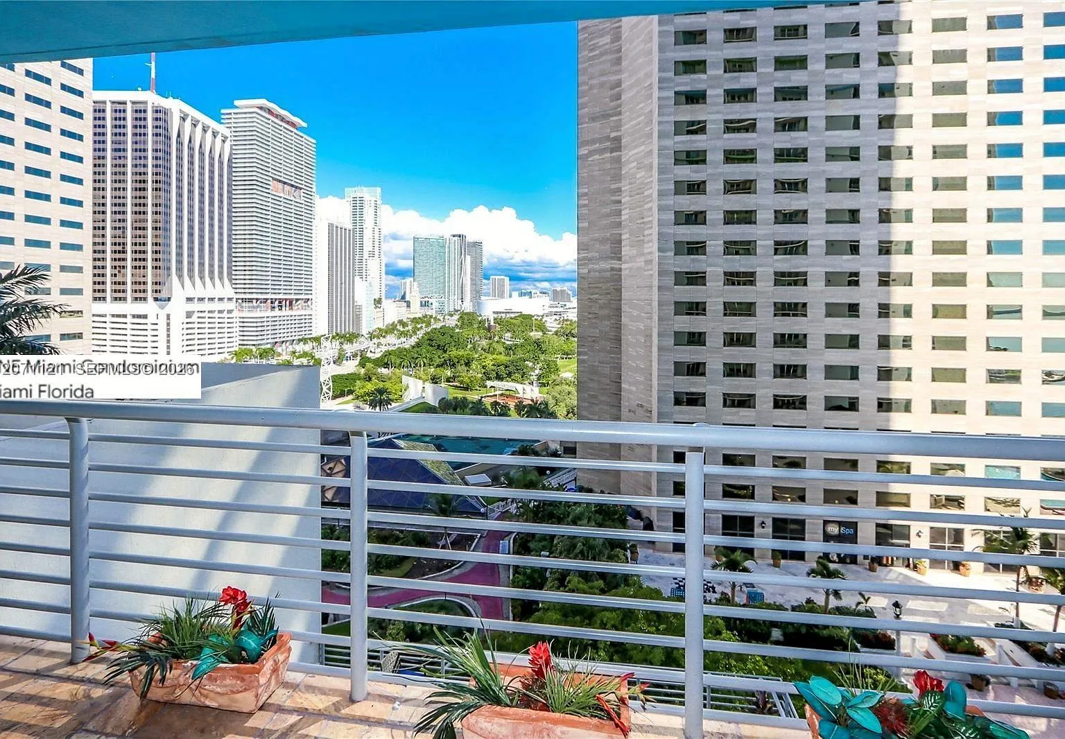 One Miami East Condo — Photo 3