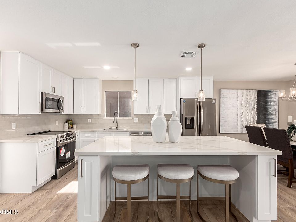 1st image of 26612 S DIGSWELL Court