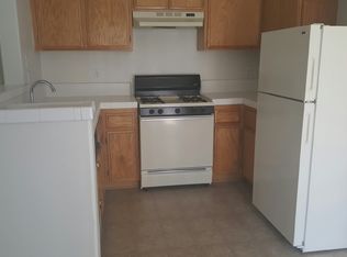 4310 Pebble Creek Dr APT B, Bakersfield, CA 93312