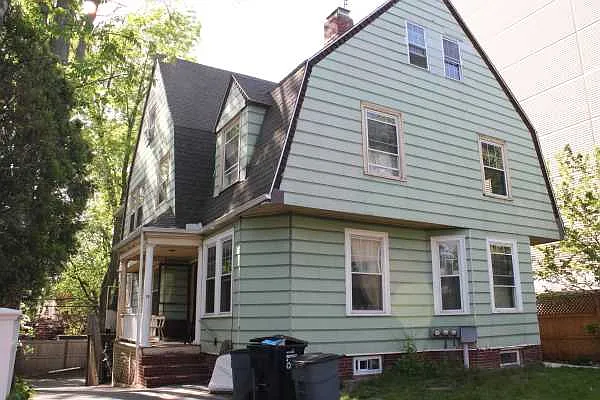Putnam Ave