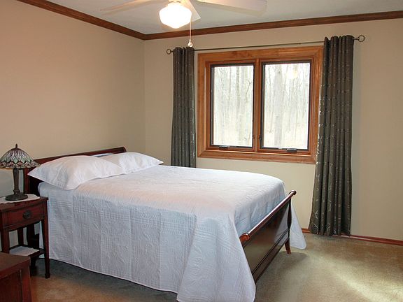 3rd image of 1703 Sweetbriar Dr