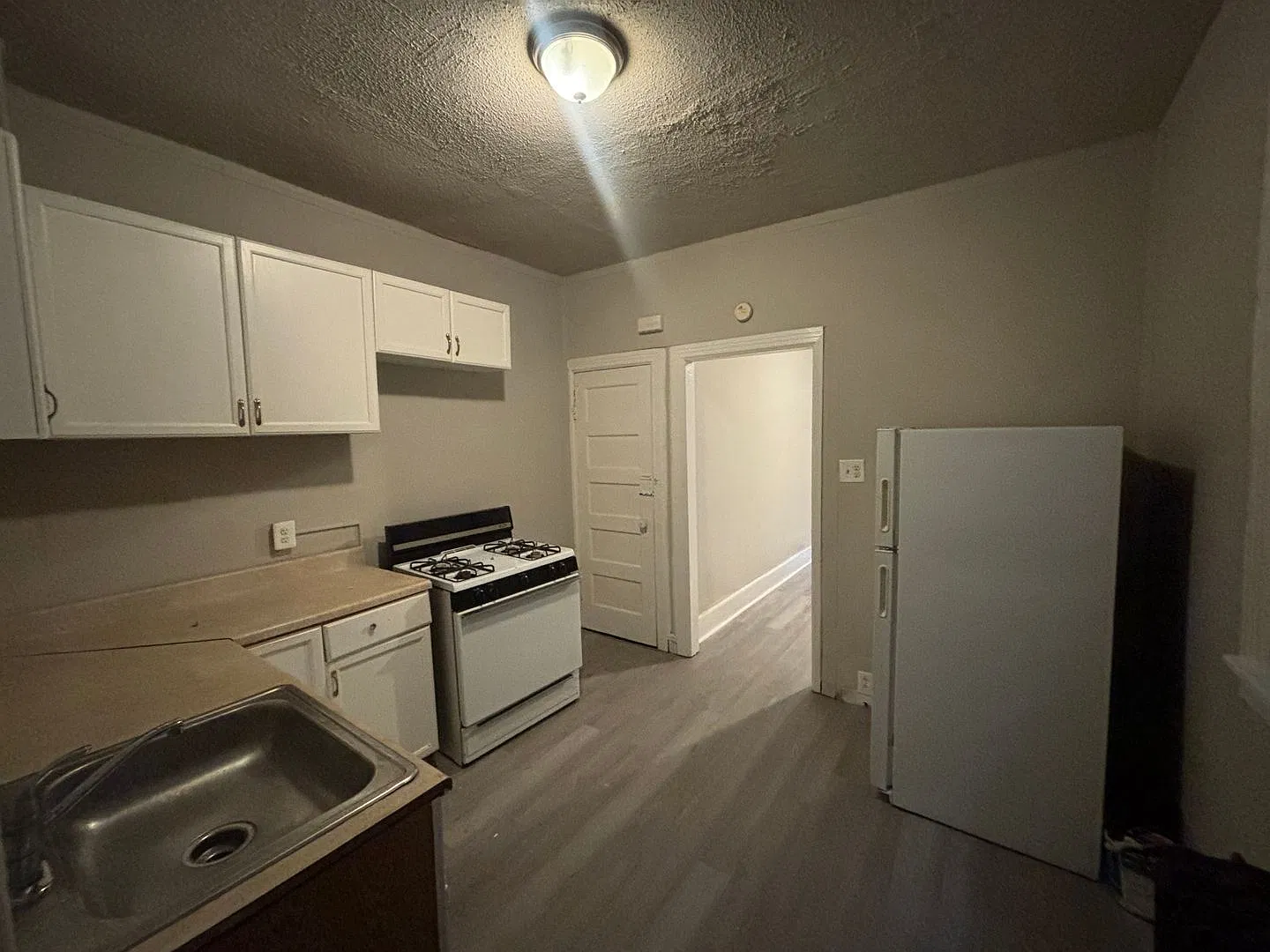 Spacious 3-Bedroom Home with Front Porch | North Philadelphia — Photo 4
