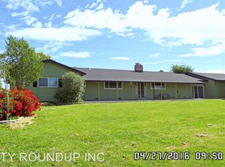 10147 Equestrian Dr, Elk Grove, CA 95624