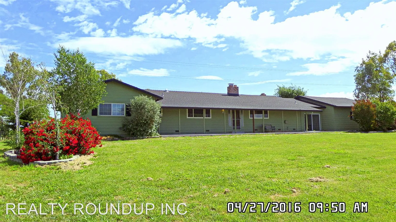 10147 Equestrian Dr photo 1