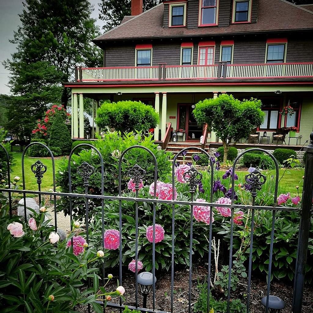 719 Maple Avenue, New Martinsville, WV 26155 Zillow