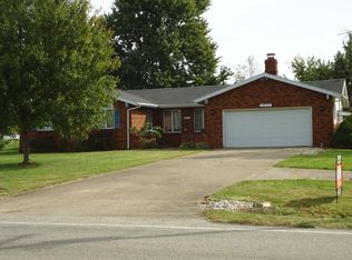 8829 N 1100th St, Robinson, IL 62454