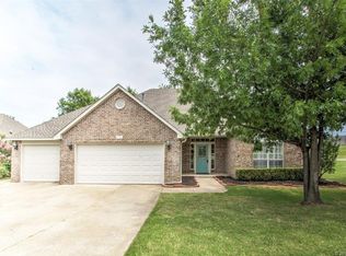 1701 N 10th St, Broken Arrow, OK 74012