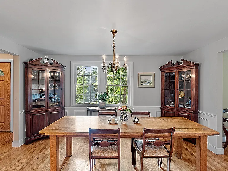 21 Eldridge Rd — Photo 13