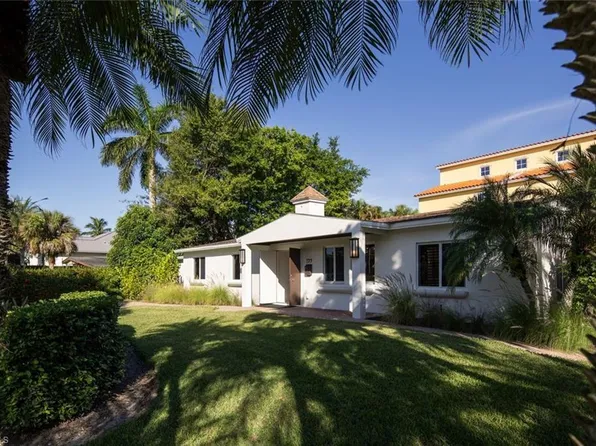 799 Broad AVE S, NAPLES, FL 34102