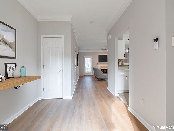 3rd image of 1634 River Main Ct #1634