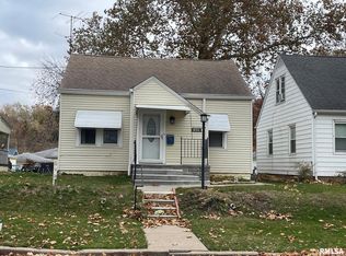 1624 33rd St, Moline, IL 61265