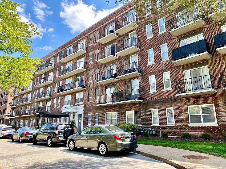 1st image of 5630 Pershing Ave Unit 26