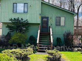 954 Country Place Dr #H623, Tobyhanna, PA 18466