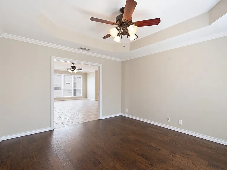 5513 Carmel Ct — Photo 15