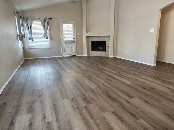 2nd image of 1304 Hansberry Dr