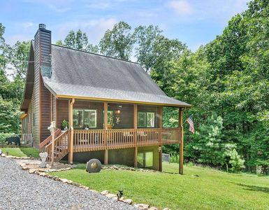 68 Julie Ct, Ellijay, GA, 30540