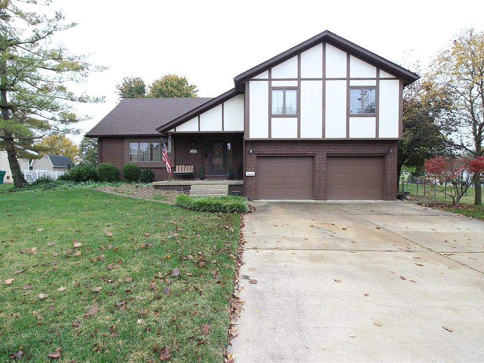 1st image of 2538 Westmoreland Dr