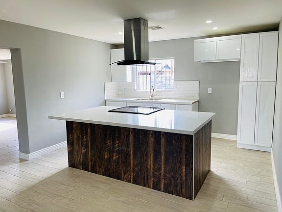 3rd image of 5803 W Vernon Ave