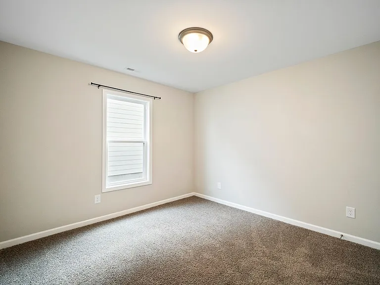 123 Grantham Pl — Photo 9