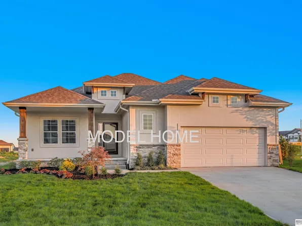 10429 Sherman St, Papillion, NE 68046