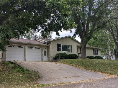 301 Belvidere Ave, Bellechester, MN, 55027