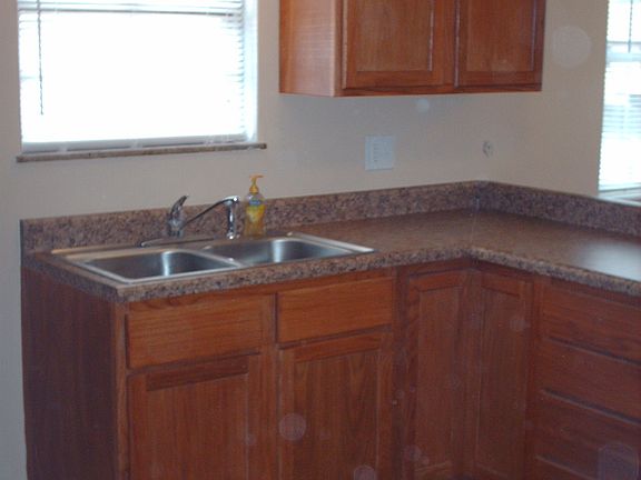 5th image of 3537 N Gale St