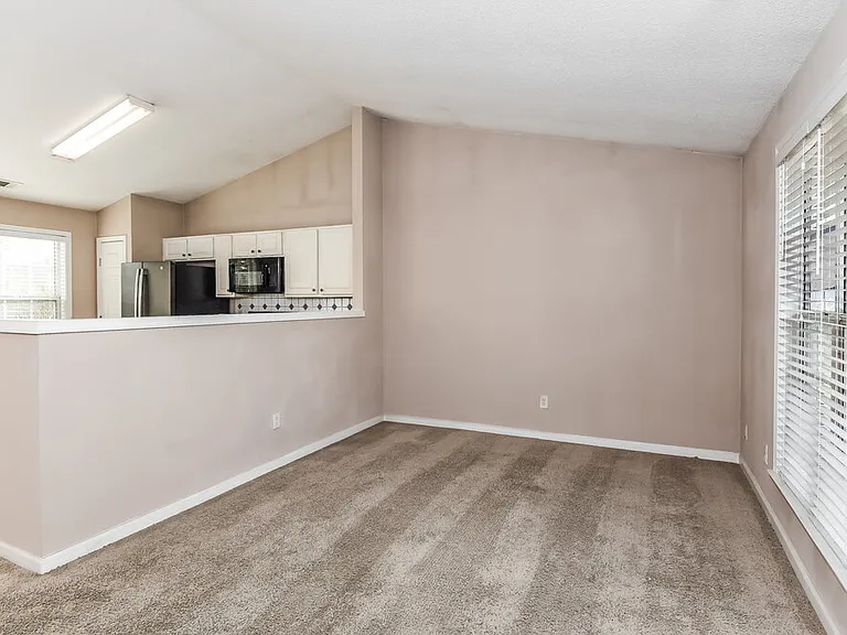 373 Bass Way NW — Photo 4