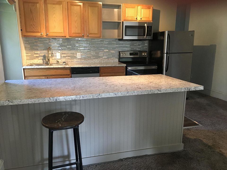 Kitchen/bar area