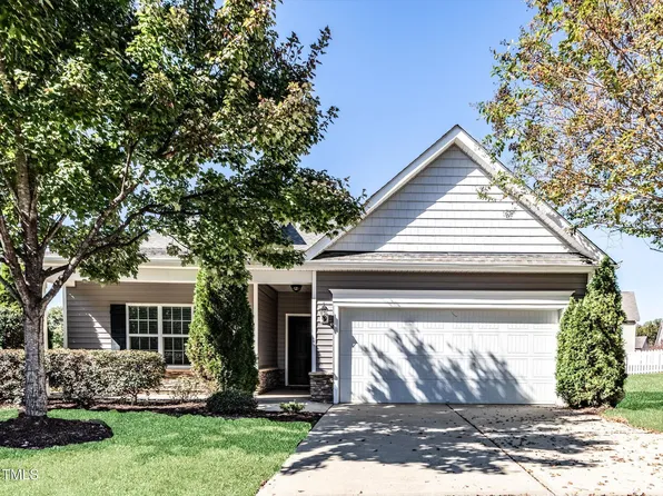 117 Kenilworth St, Clayton, NC 27527