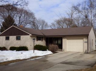 1334 Oregon St, Green Bay, WI 54303
