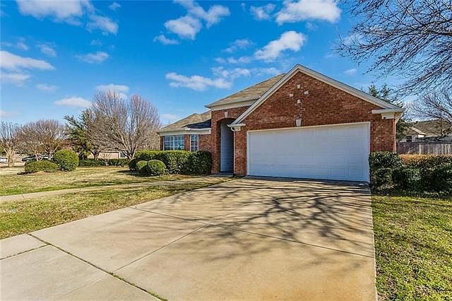 1st image of 2701 Briarcrest Dr