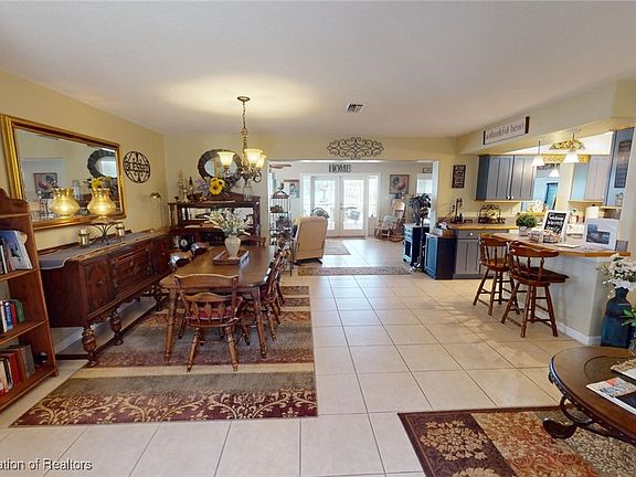 4th image of 1518 Lake Clay Dr