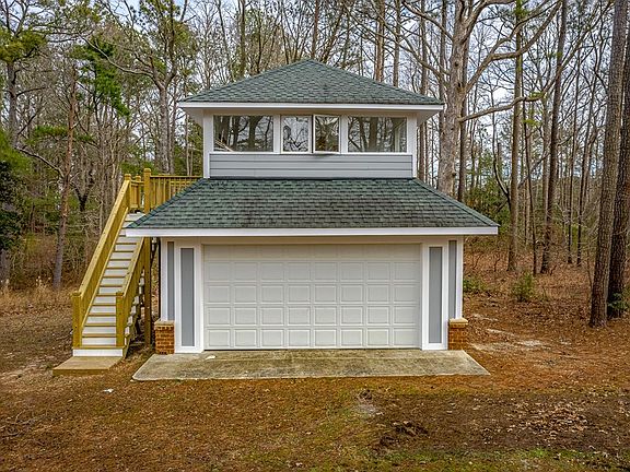 4th image of 565 Witch Duck Ln