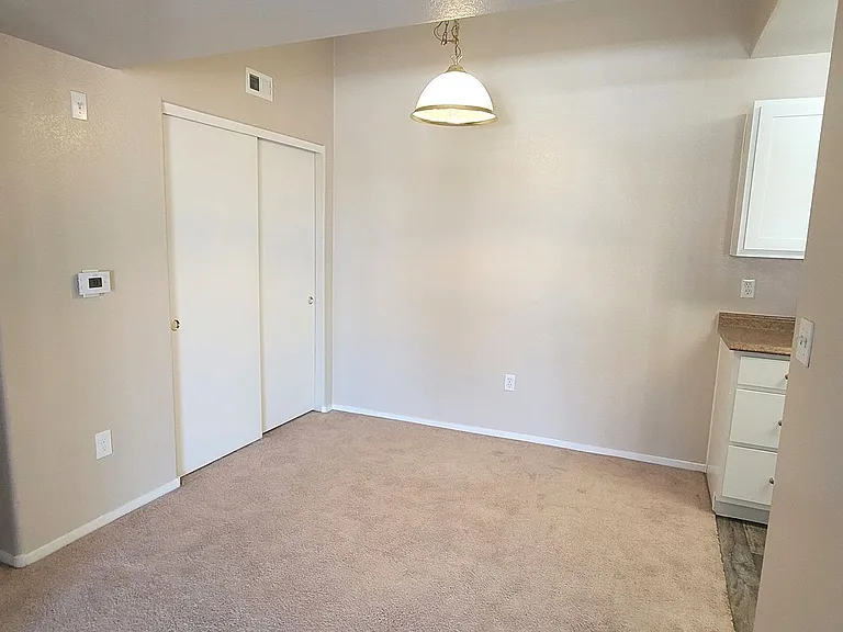 950 Seven Hills Dr #122 — Photo 4