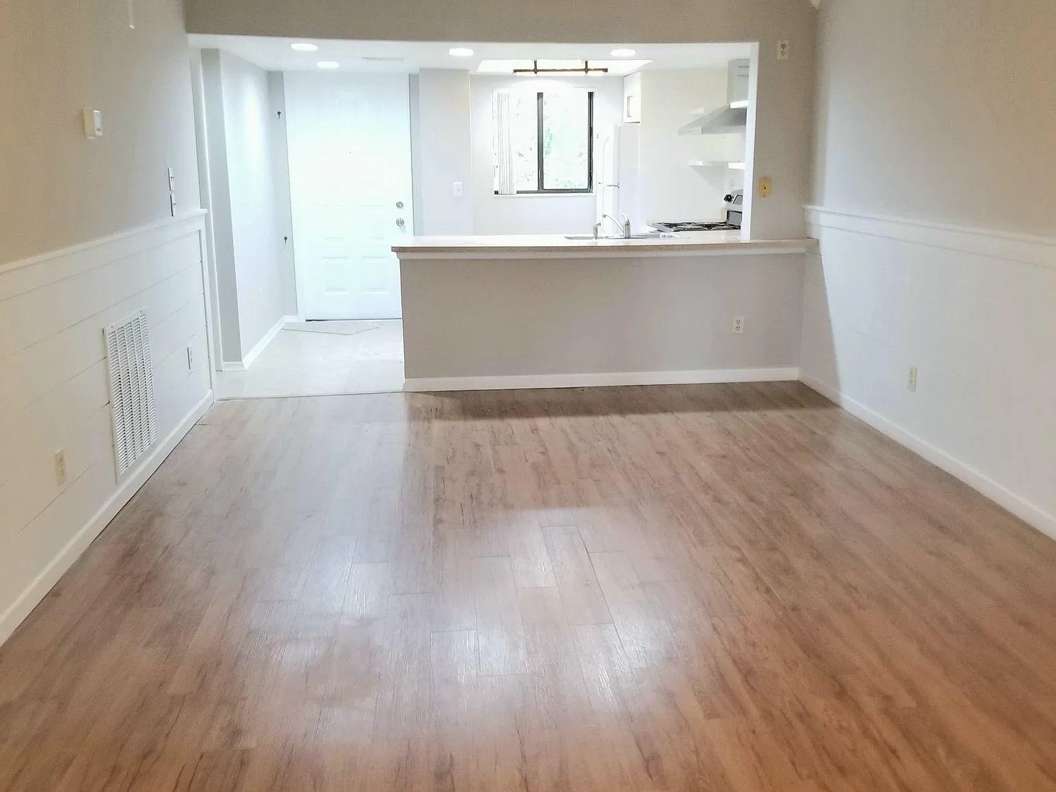 2905 Dove Haven Ct — Photo 3